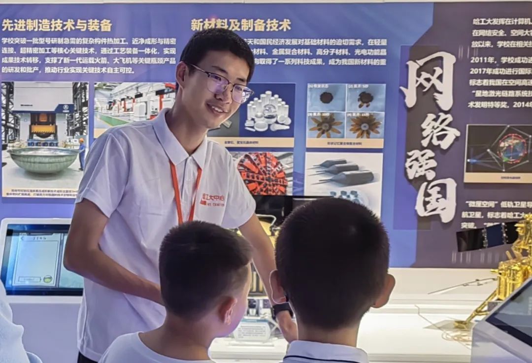 “本人徐帅，已决定自愿延迟一年入学”