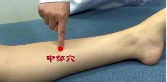 身体有炎症，这里一按就痛！拍打“痛点”可以“消炎”