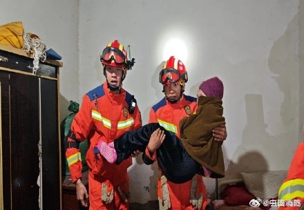 大理地震消防救援力量已抵震中