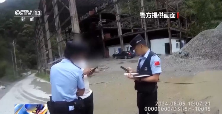 砂场装载机离奇失窃 提供线索的“热心”报案人竟是内鬼