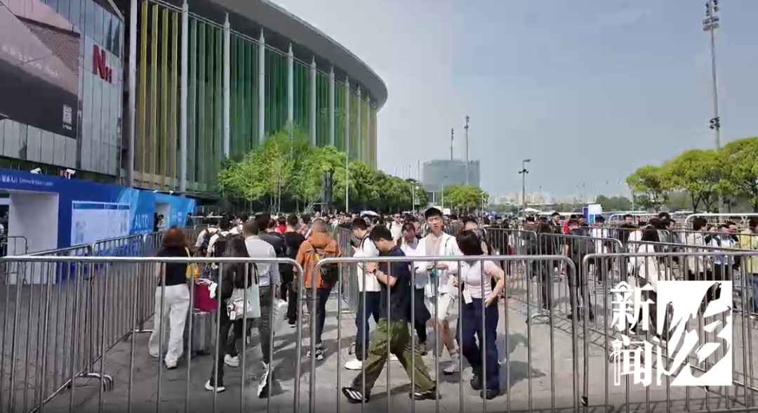一众明星都去了！上海这里日均10万人，持续10天！中东“土豪团”也被硬控→