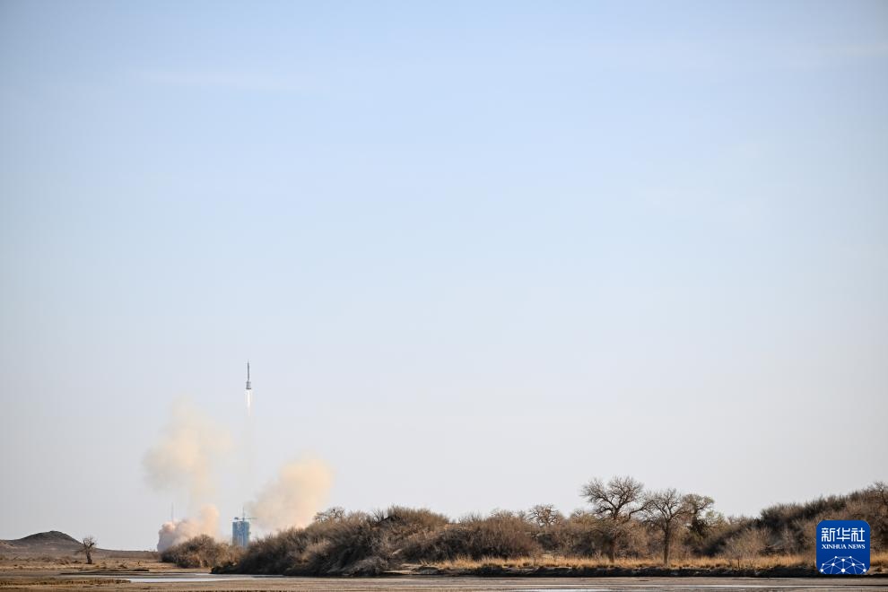 神舟二十号载人飞船发射成功