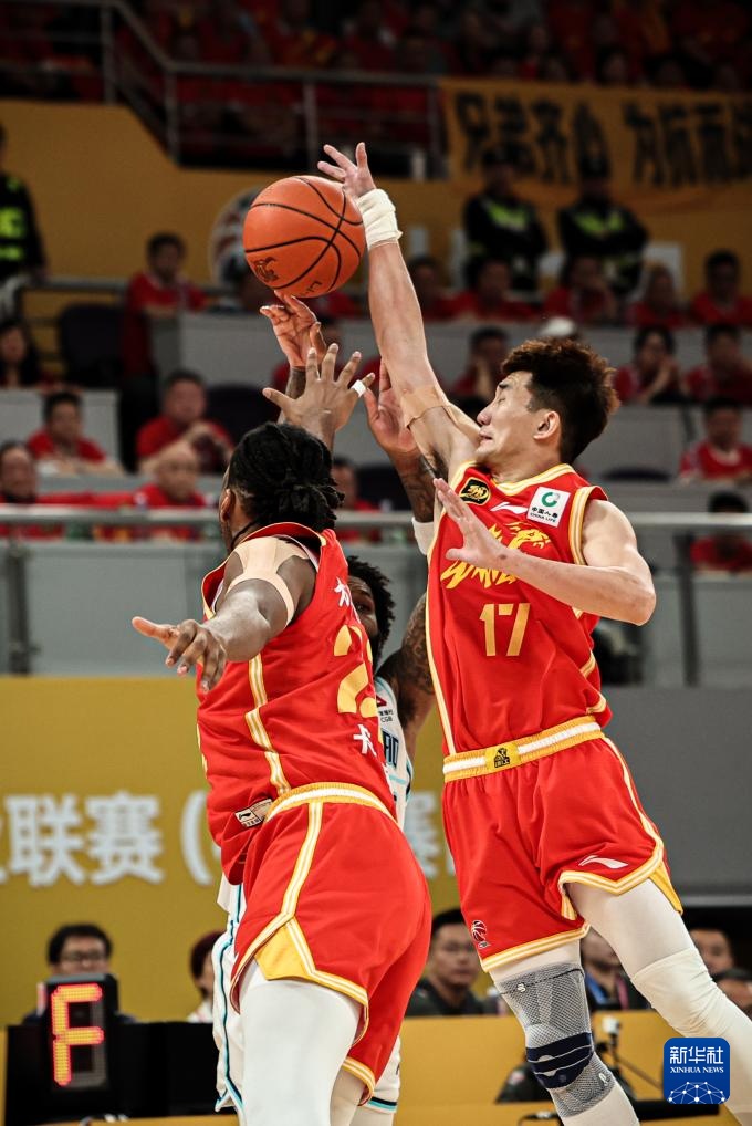 CBA季后赛：浙江方兴渡晋级半决赛