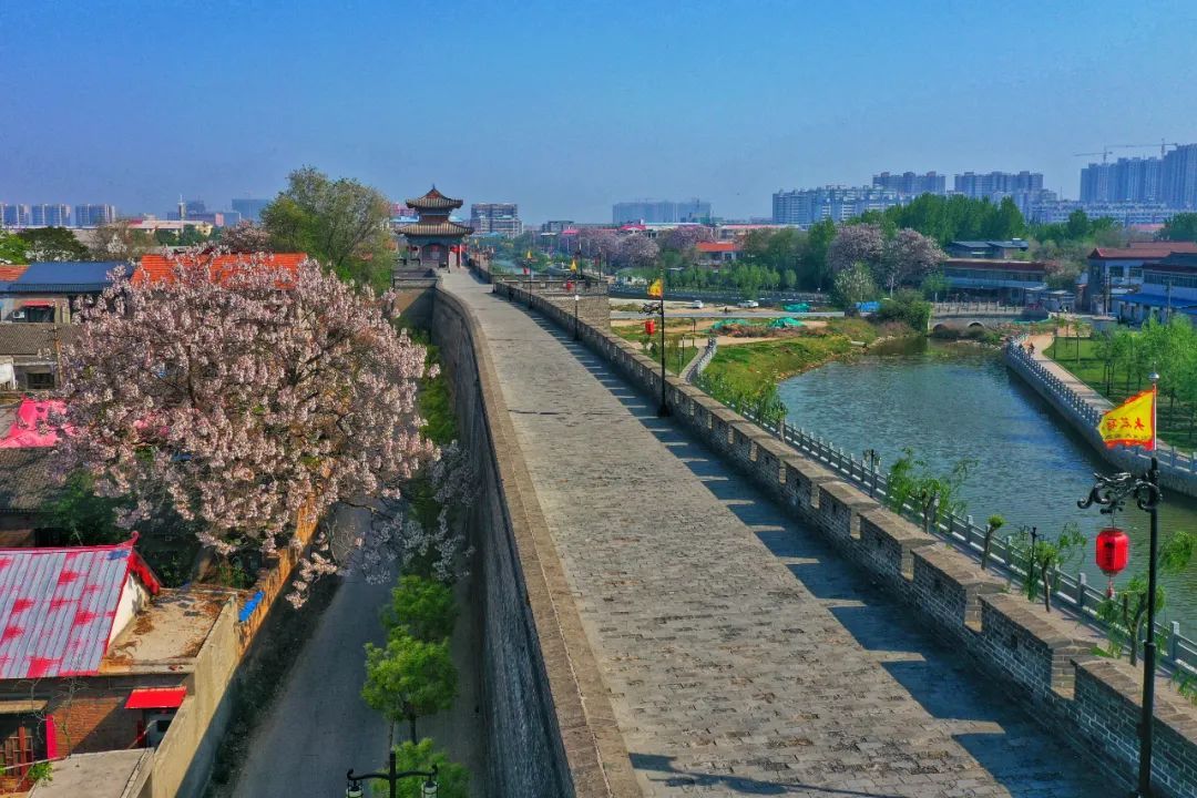 “五一”期间，河北1地到火车站免费拉游客，还有……