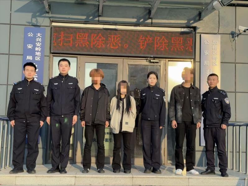 作案后还敢对着监控“示爱”?没想到的是…… 作案后还敢对着监控“示爱”?没想到的是……