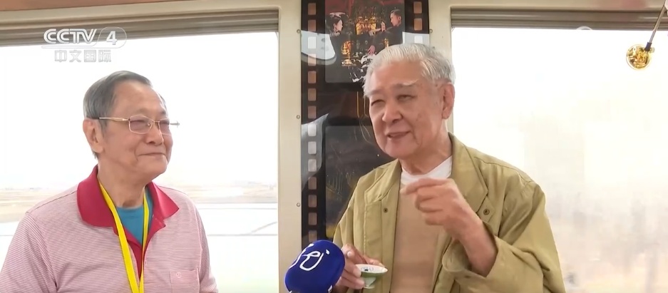 从“银发旅游专线”到“研学主题车厢” 旅游列车“解锁”消费密码