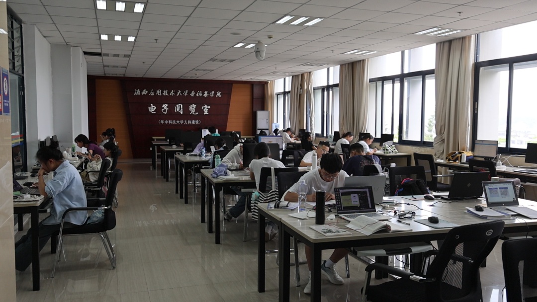 普洱茶学院一女生宿舍全员考研成功，秘诀在哪里？