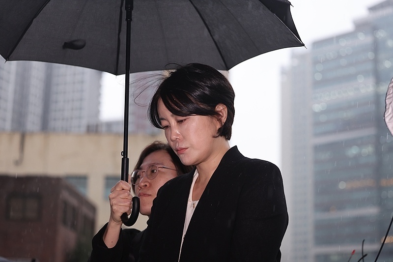 “遭政治起诉” 韩国前总统文在寅回应检方诉讼