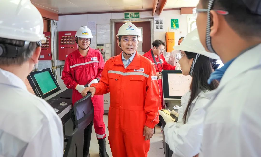 揭秘!大海上的“国之重器”,如何叩开海底宝藏之门? 揭秘!大海上的“国之重器”,如何叩开海底宝藏之门?