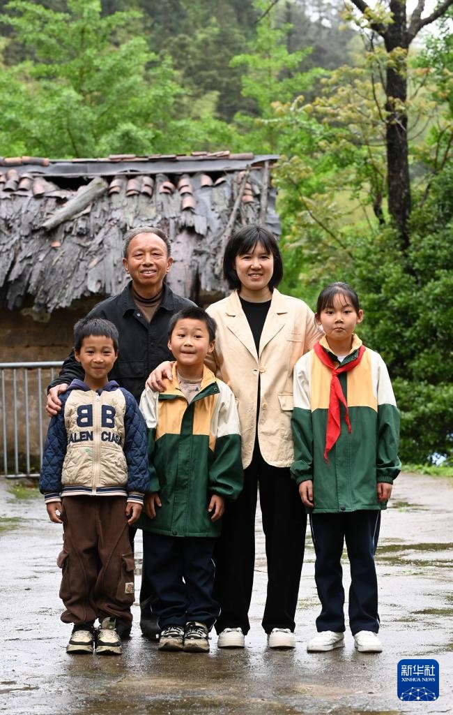 一所大山学校跨越9年的教育接力