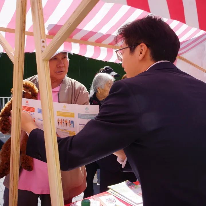 椿树大集启新程,多元服务共绘幸福养老图景 椿树大集启新程,多元服务共绘幸福养老图景