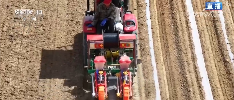 种子穿上“防护服”、土地“喝水恰到好” “智慧”春耕显身手夯实丰收基础