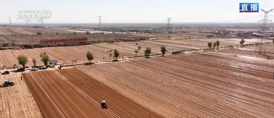 种子穿上“防护服”、土地“喝水恰到好” “智慧”春耕显身手夯实丰收基础