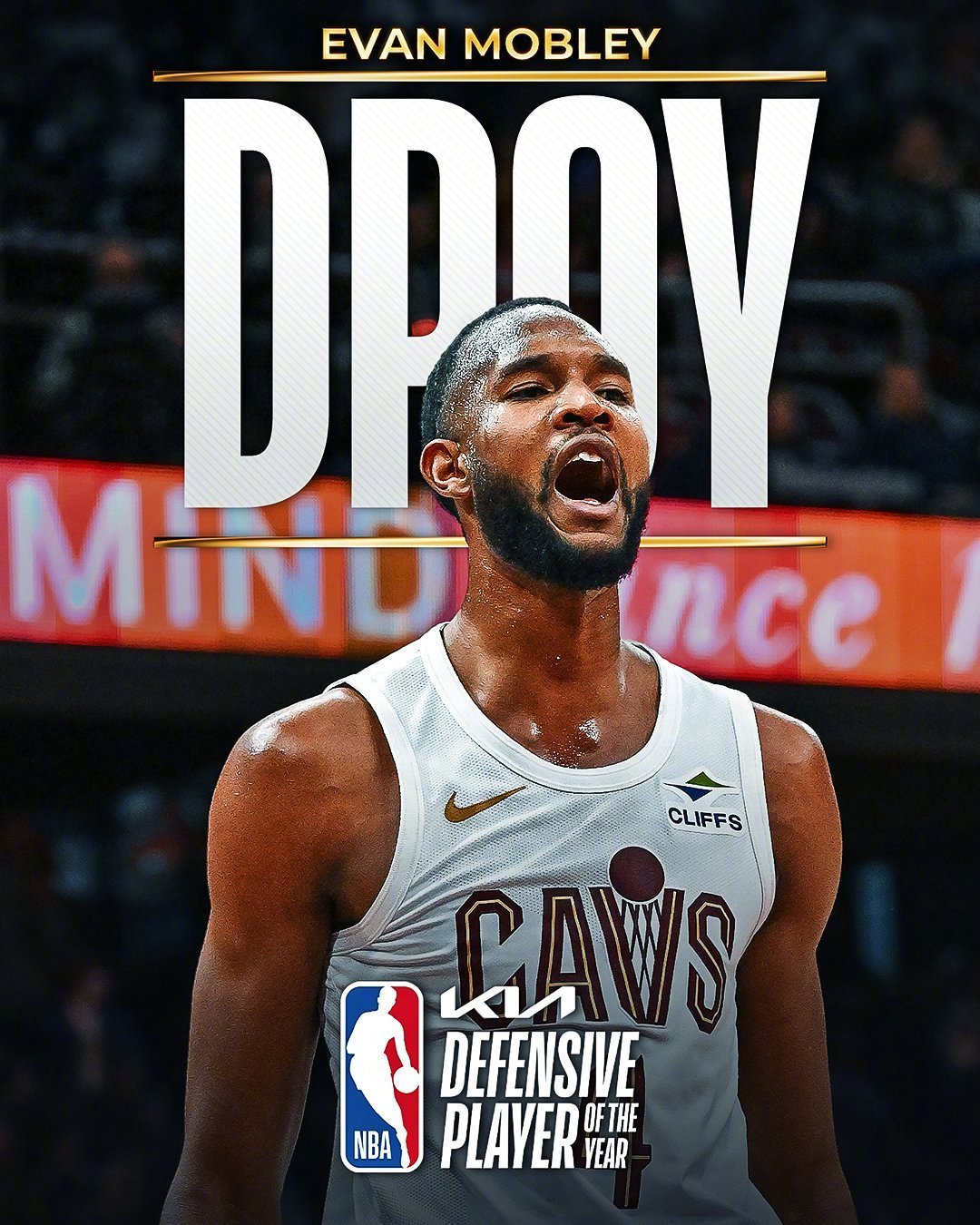 NBA官方:埃文-莫布利荣膺NBA年度最佳防守球员 NBA官方:埃文-莫布利荣膺NBA年度最佳防守球员