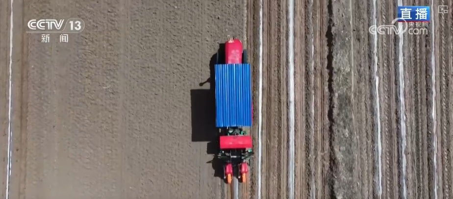 种子穿上“防护服”、土地“喝水恰到好” “智慧”春耕显身手夯实丰收基础