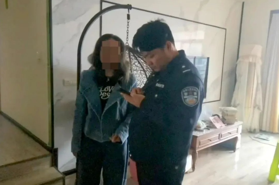 10万元保住了!她躲,他追,不让群众钱财不翼而飞 10万元保住了!她躲,他追,不让群众钱财不翼而飞