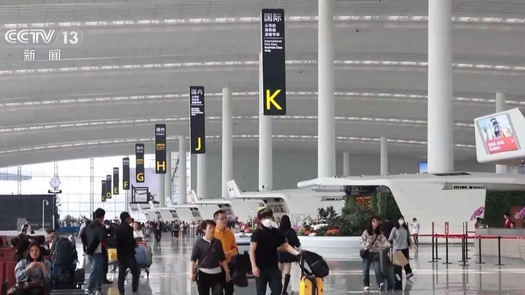 热度飙升！订单同比增173%！“五一”假期这样出行，机票价格便宜一半