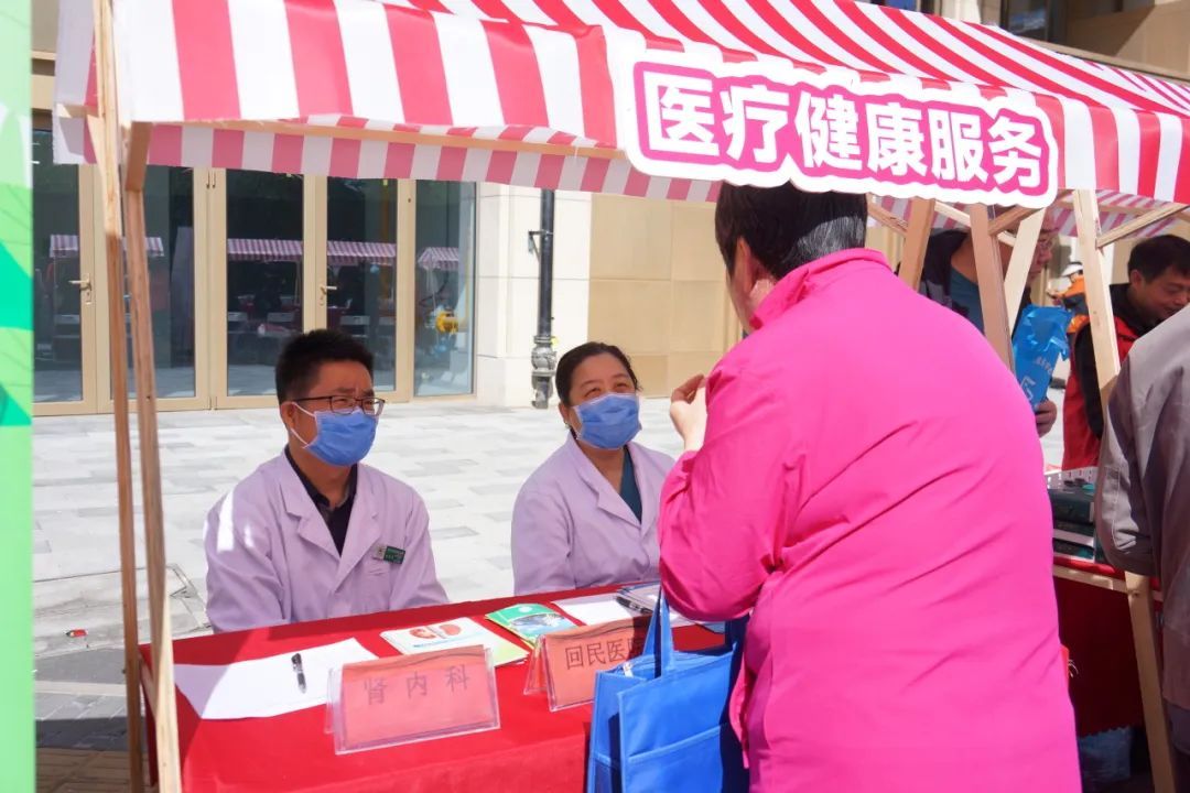 椿树大集启新程,多元服务共绘幸福养老图景 椿树大集启新程,多元服务共绘幸福养老图景