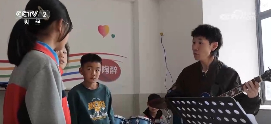 “中国制造”品质出众花样“上新”收获好评 在世界舞台上奏响新乐章