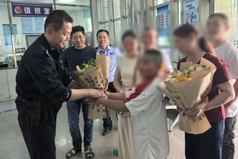 10岁男娃，从漳州骑到厦门！独自骑了30公里