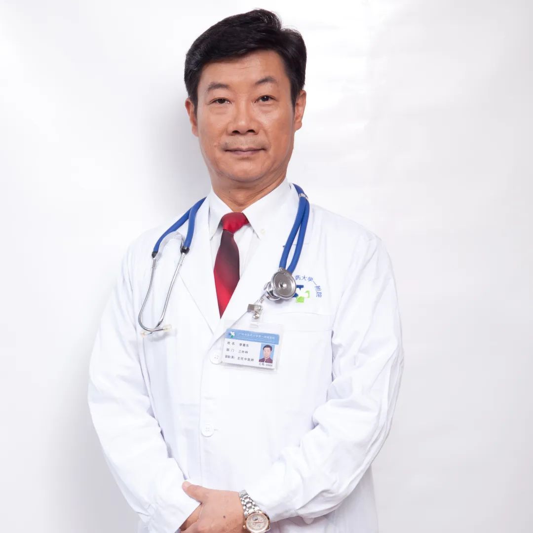 揉揉耳朵根，胜过吃人参？老寿星的耳朵都长这样