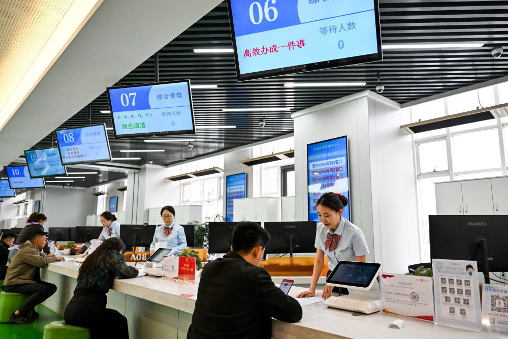 营商环境“再升级” 民营经济“加速跑”