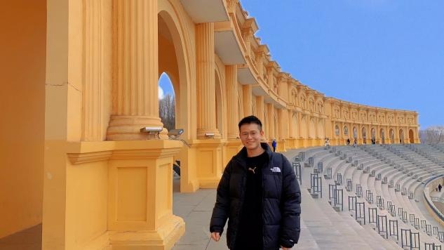 28岁小伙谈“瞒着父母考上北大”：现在妈妈睡着都会笑醒