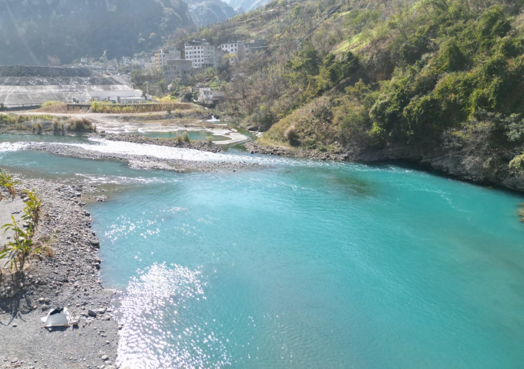 别让“小众打卡”变悲剧!这些野外风险每个人都该知道 别让“小众打卡”变悲剧!这些野外风险每个人都该知道