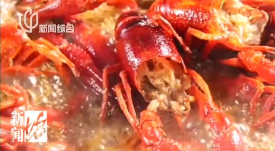 注意！有人吃了两顿就进了医院！“夜宵顶流”价格腰斩，估计还要跌...