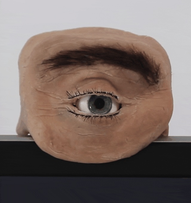 家里安装了监控摄像头的人,小心!有人可能在网上直播你家 家里安装了监控摄像头的人,小心!有人可能在网上直播你家