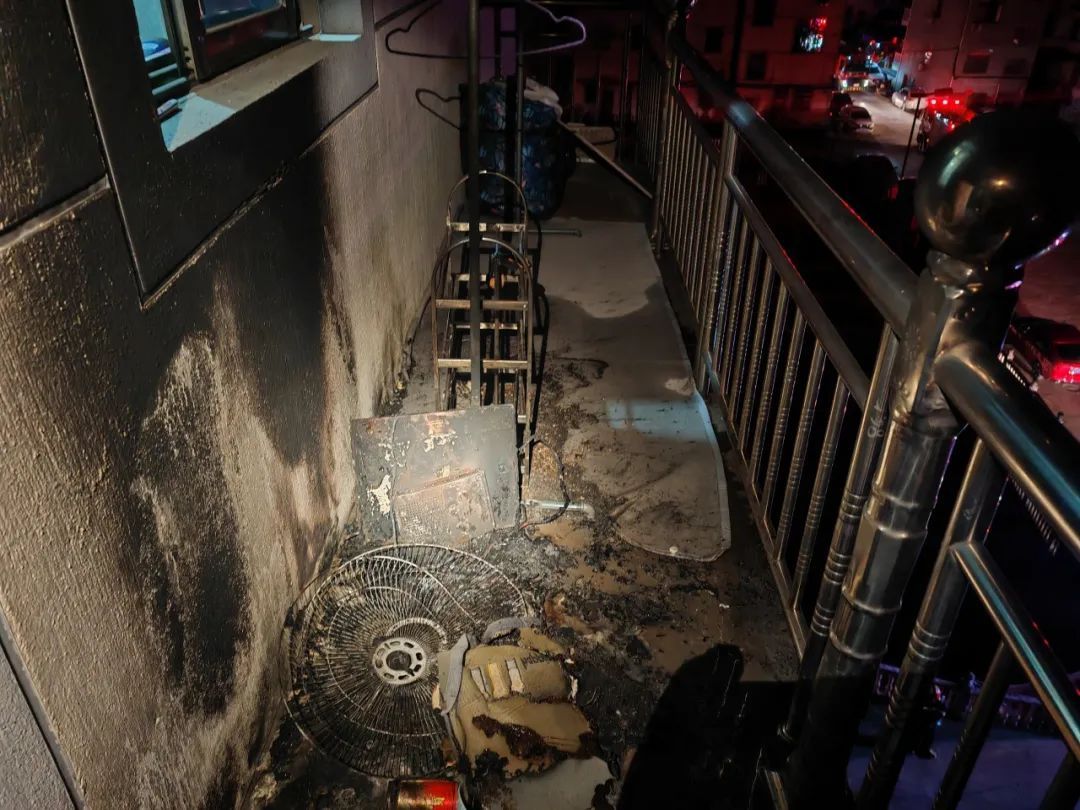 长时间玩电脑真的有害！除了伤眼还有……