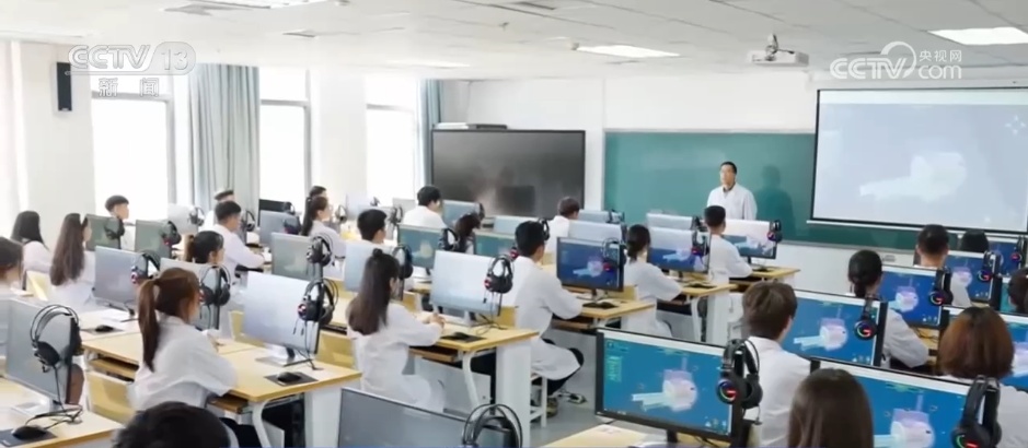 一线调研 |从“瓦特”到“比特”的变化见证“东数西算”绿色奇迹