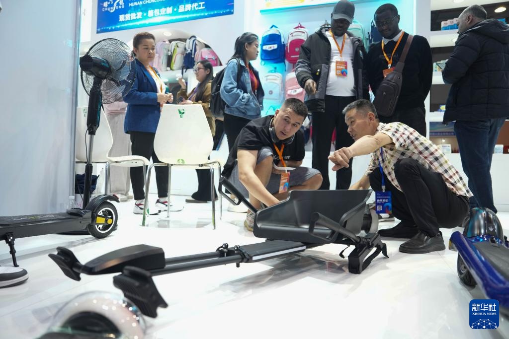 “外贸优品中华行湖南站”在湖南株洲启动 “外贸优品中华行湖南站”在湖南株洲启动