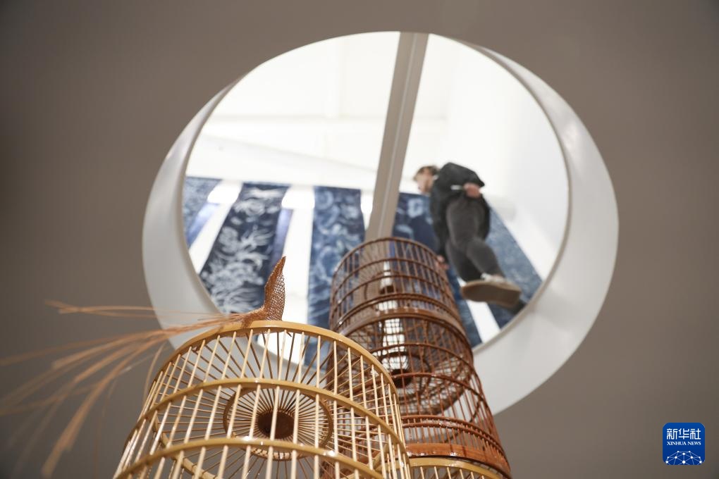 镜头连中外丨贵阳米兰:东方美学对话世界潮流 镜头连中外丨贵阳米兰:东方美学对话世界潮流