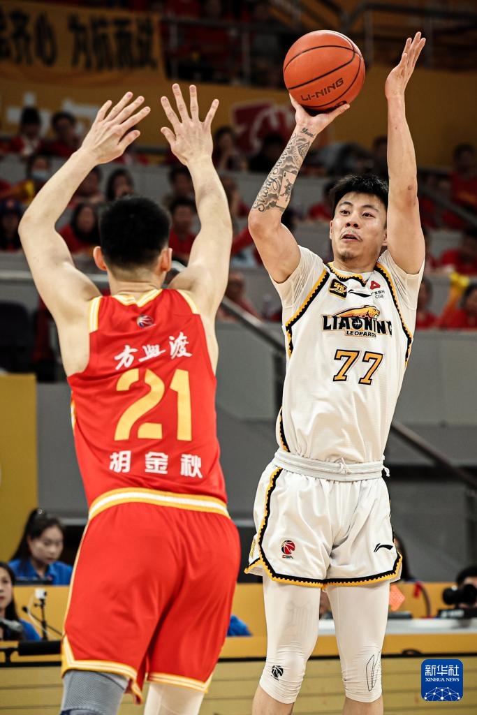 CBA季后赛半决赛:浙江方兴渡胜辽宁本钢 CBA季后赛半决赛:浙江方兴渡胜辽宁本钢