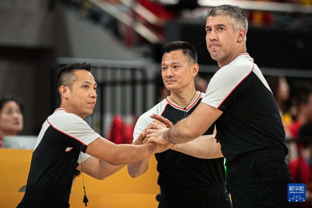 CBA季后赛半决赛:浙江方兴渡胜辽宁本钢 CBA季后赛半决赛:浙江方兴渡胜辽宁本钢