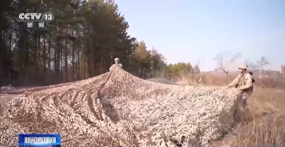 直击演训场 &nbsp;看多平台起降飞行