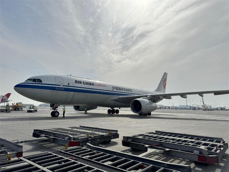 国航开通成都-迪拜货机航线
