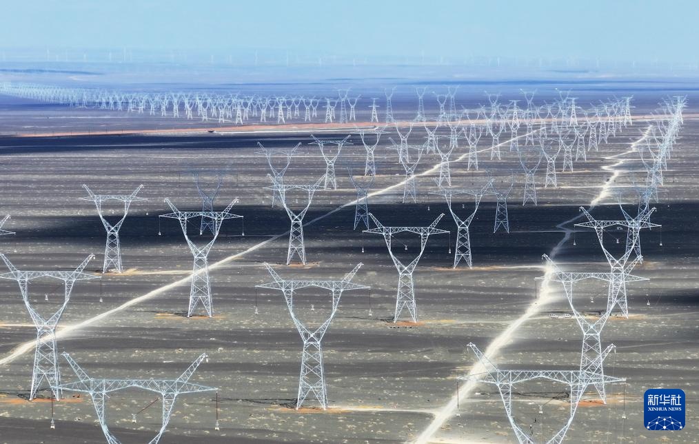 “疆电入渝”工程巴里坤换流站正式启动带电调试 “疆电入渝”工程巴里坤换流站正式启动带电调试