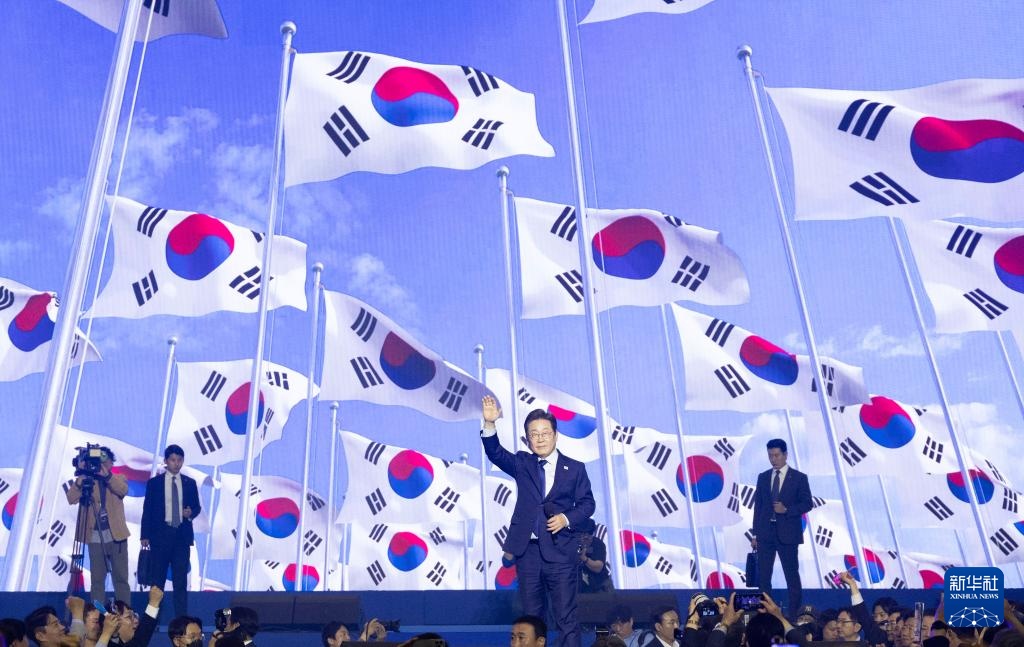 李在明正式成为韩国共同民主党总统候选人