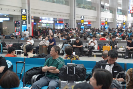 重庆火车站5月1日将迎假期客流最高峰 预计发送旅客32万人次