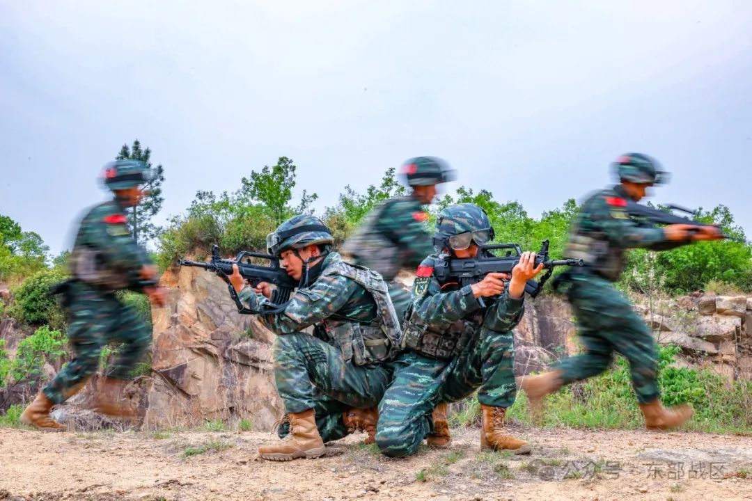 特战尖刀，加钢淬火！