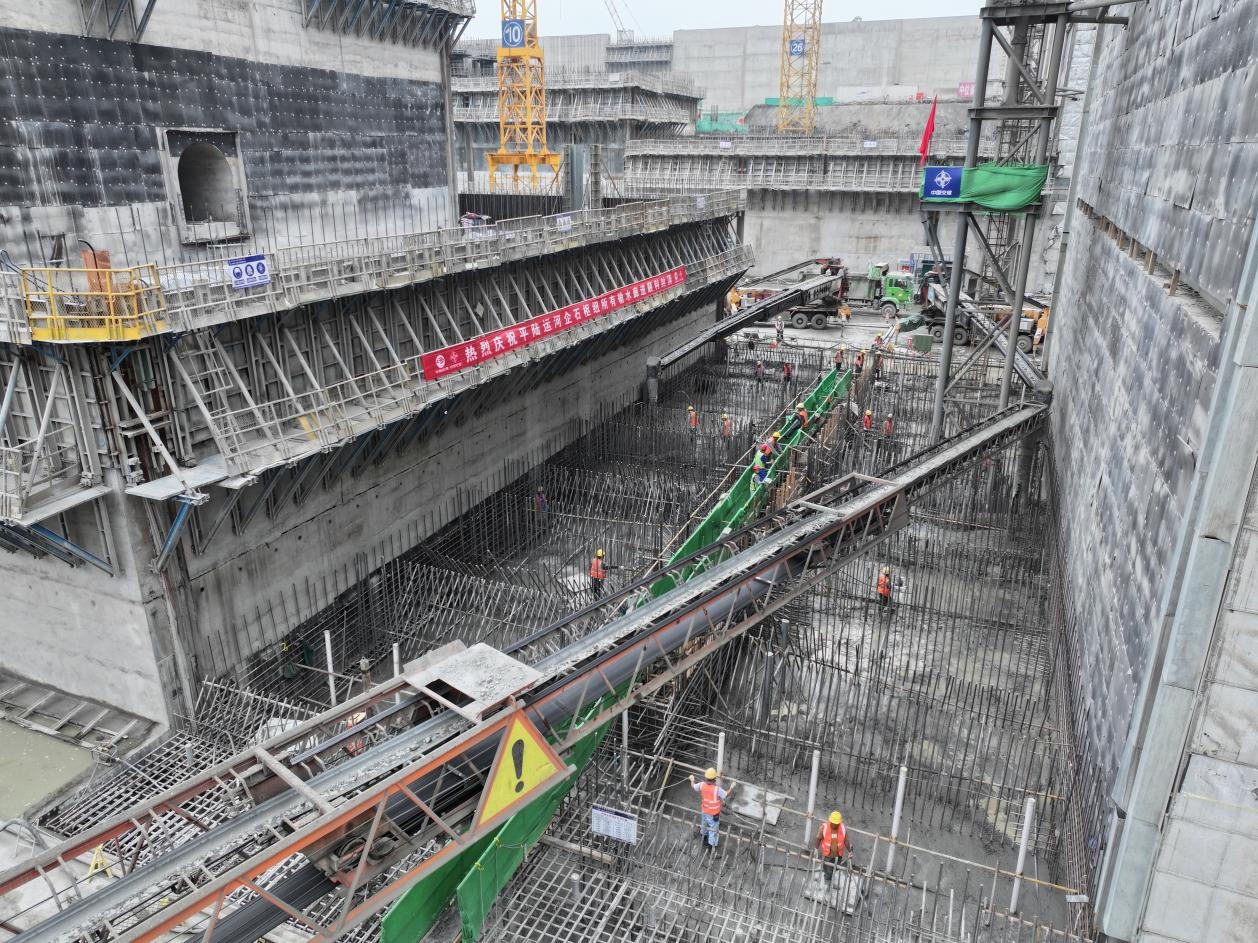 平陆运河企石枢纽输水廊道全部封顶