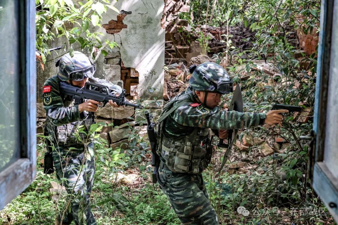 特战尖刀，加钢淬火！