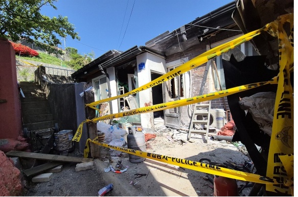 韩国江原道一住宅区发生军用炮弹爆炸事故,致3人受伤 韩国江原道一住宅区发生军用炮弹爆炸事故,致3人受伤