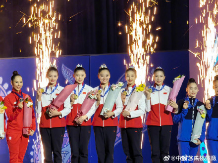 中国艺术体操队蝉联世界杯5带金牌 中国艺术体操队蝉联世界杯5带金牌