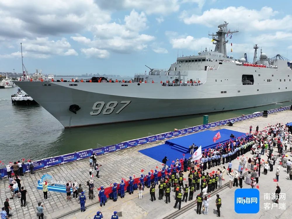 圆满完成“回家”活动！海南舰、五指山舰再启新程