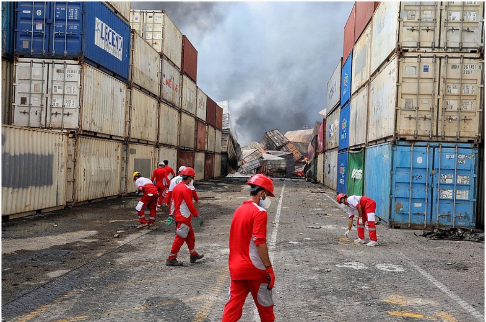 港口爆炸致40死1000多伤，伊朗全国哀悼！总统和最高领袖下令彻查，更多细节披露