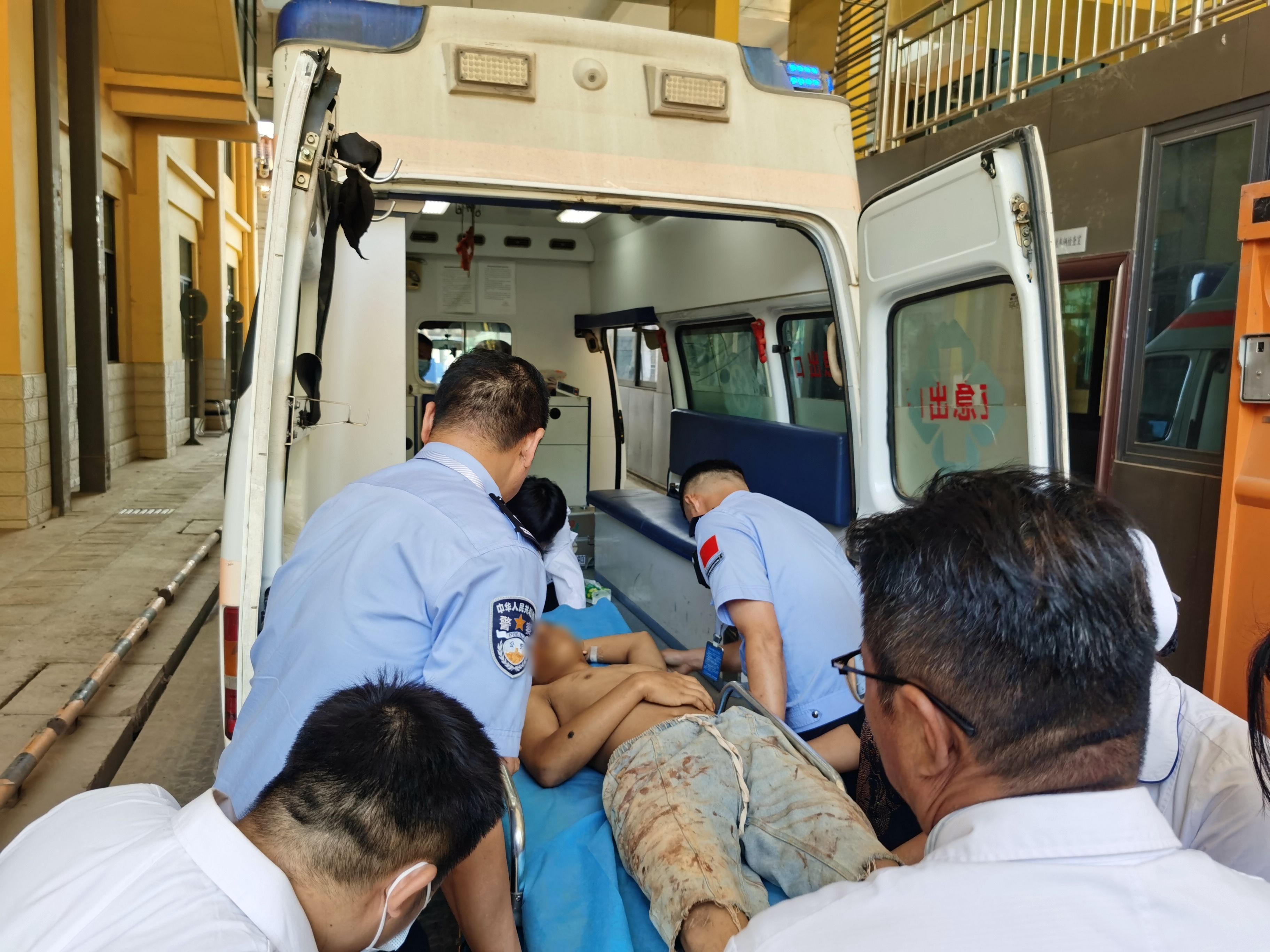 72小时内跨境“抢”回3条生命,为中国速度点赞 72小时内跨境“抢”回3条生命,为中国速度点赞