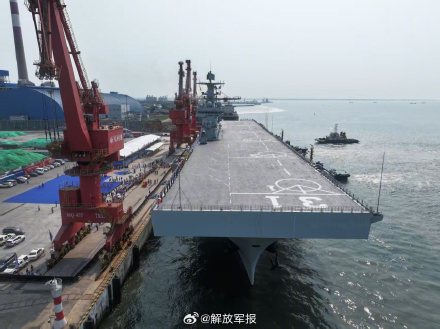 海南舰圆满完成开放日活动 海南舰圆满完成开放日活动